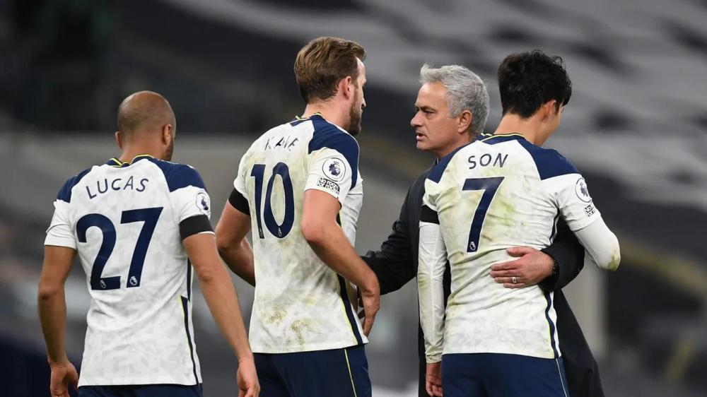 阿雅克肖防守密不透风,零封对手展现铁血精神